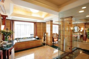 kuala-lumpur-suite-presidential-suite-bathroom-1